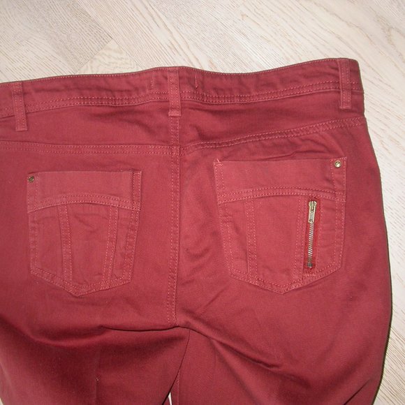 Rust Yessica (German) Jeans - Picture 3 of 8